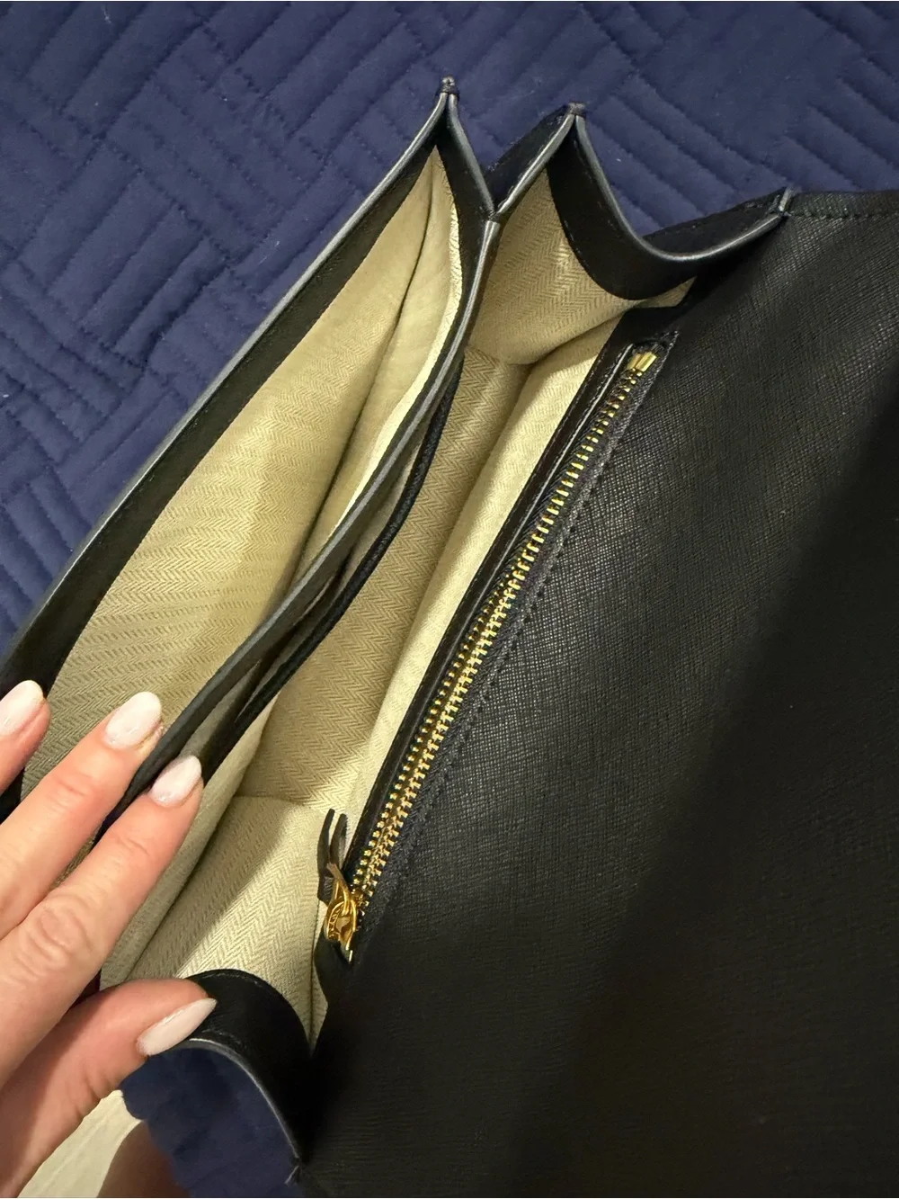 Tory Burch Black Leather Crossbody/Shoulder Bag with Gold Chain